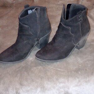 2 in heal ankle boots